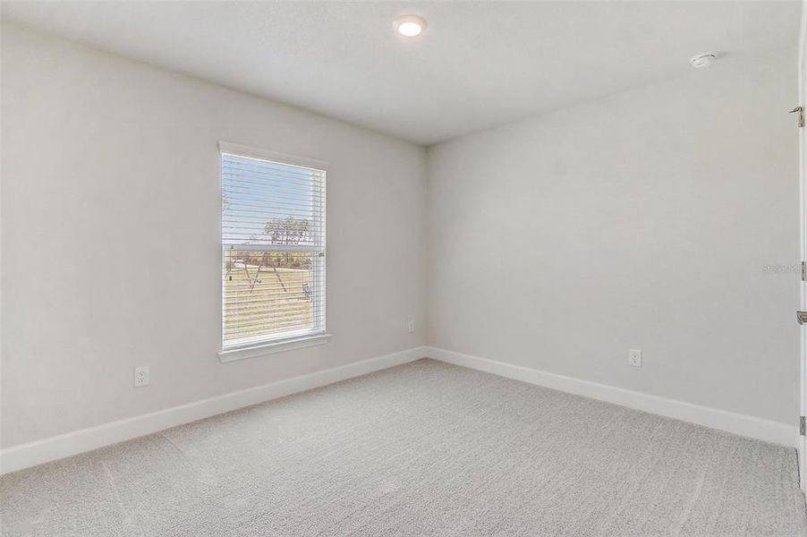 Spacious, unfurnished interior of a new home in , Ocala (Image 27).