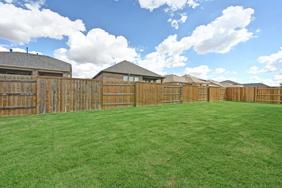 Exterior details and patio area of a home in 6 Creeks at Waterridge: 55ft. lots, Kyle (Image 25). Exterior details and patio area of a home in 6 Creeks at Waterridge: 55ft. lots, Kyle (Image 25).