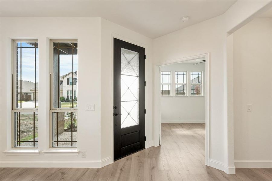 Spacious, unfurnished interior of a new home in Hampton Park, Glenn Heights (Image 16). Spacious, unfurnished interior of a new home in Hampton Park, Glenn Heights (Image 16).