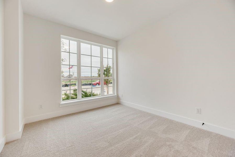 Spacious, unfurnished interior of a new home in Grand Estates of Anna, Anna (Image 33).