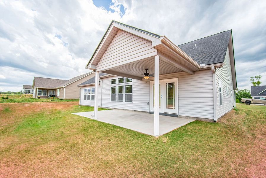 Representative exterior details of a home built from the Beaumont by Enchanted Homes in Guadalupe Heights, Seguin (Image 27).