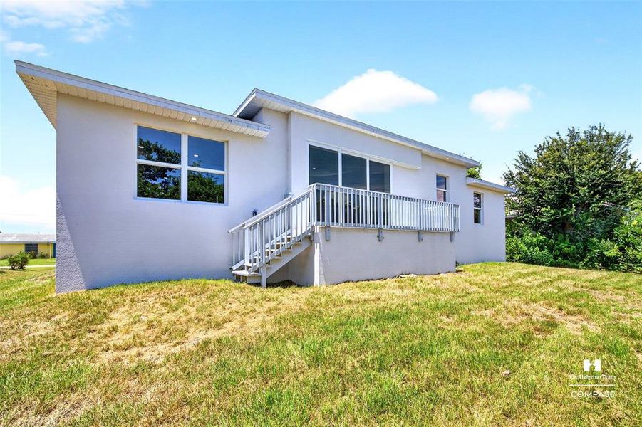 Exterior details and patio area of a home in , Punta Gorda (Image 22).