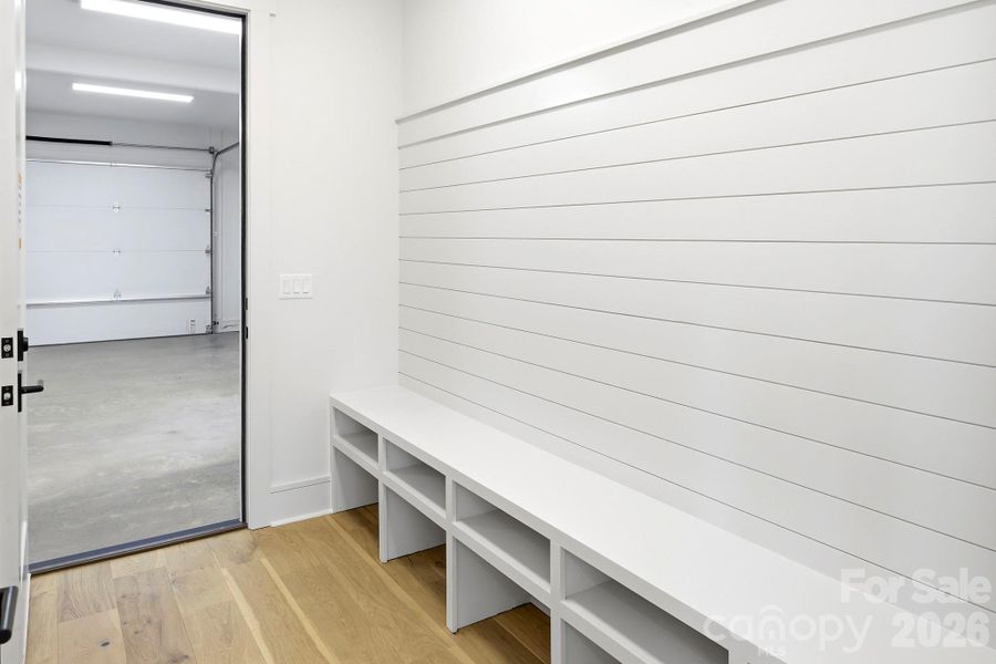 Image 33 of a home in .