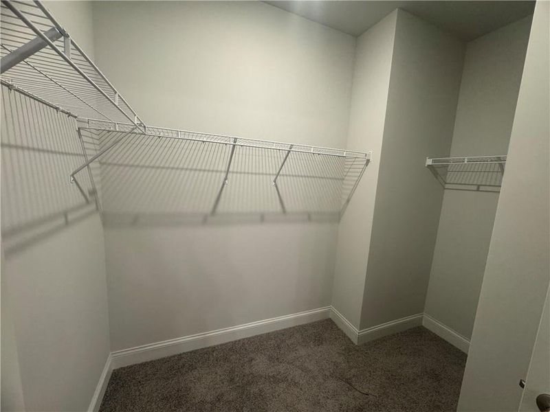 Spacious, unfurnished interior of a new home in The Fields of Walnut Creek, Pendergrass (Image 11).