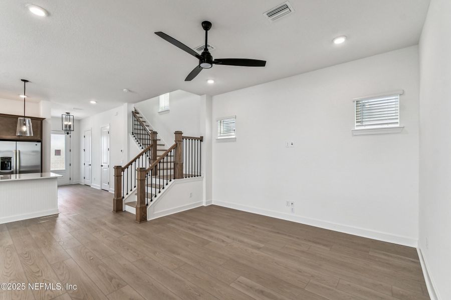Spacious, unfurnished interior of a new home in , Jacksonville (Image 17).