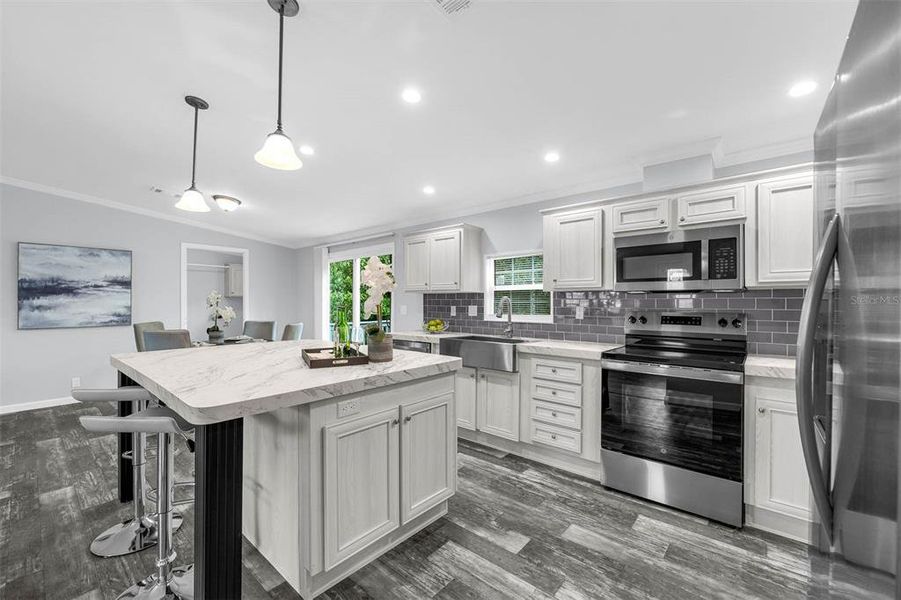 Furnished interior view inside a new home in , Orlando (Image 18).