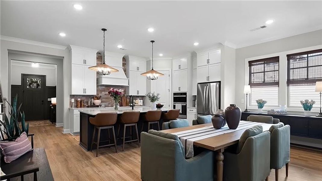 Furnished interior view inside a new home in , Waleska (Image 9).