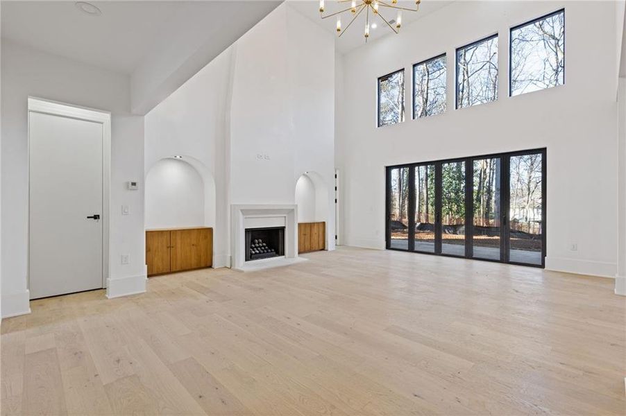 Spacious, unfurnished interior of a new home in , Alpharetta (Image 19).