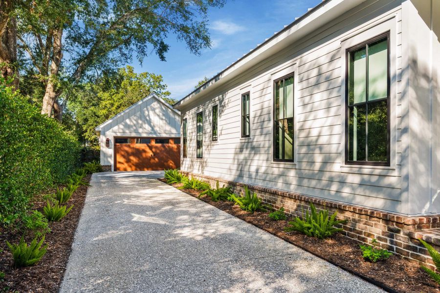 Exterior details and patio area of a home in , Mount Pleasant (Image 20).