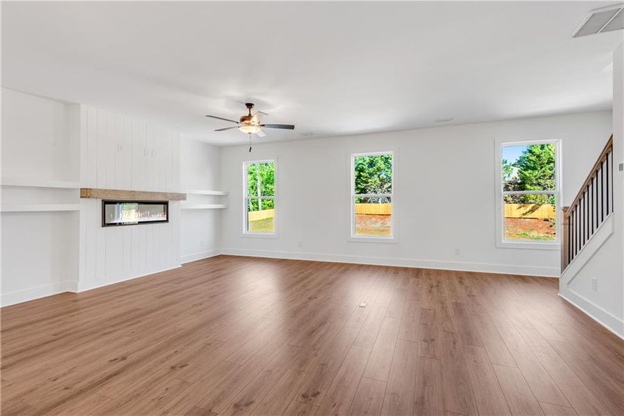Spacious, unfurnished interior of a new home in , Suwanee (Image 14).