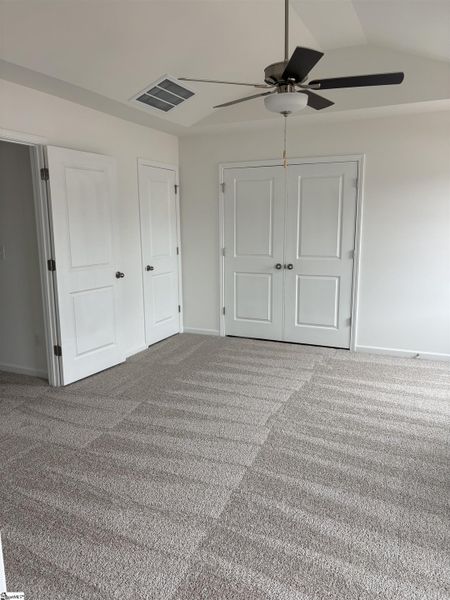 Spacious, unfurnished interior of a new home in Hazelwood, Boiling Springs (Image 17).