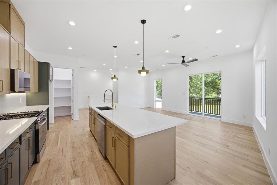 Furnished interior view inside a new home in , Dallas (Image 6).