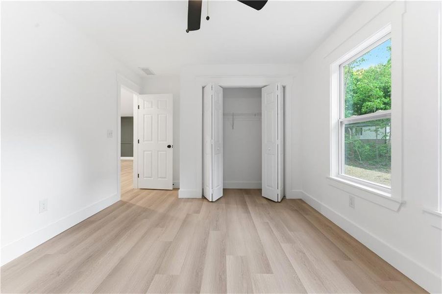 Spacious, unfurnished interior of a new home in , Cartersville (Image 26).