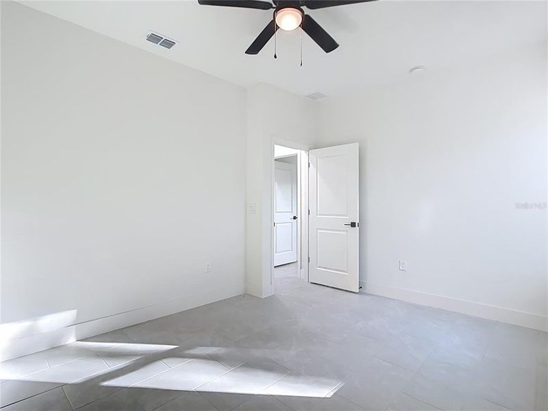 Spacious, unfurnished interior of a new home in , Lehigh Acres (Image 41).