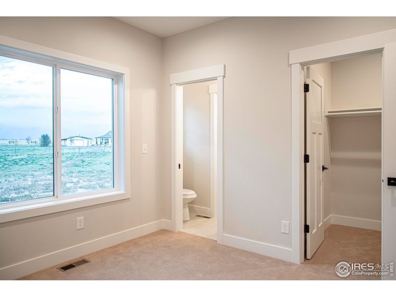 Spacious, unfurnished interior of a new home in , Nunn (Image 21).