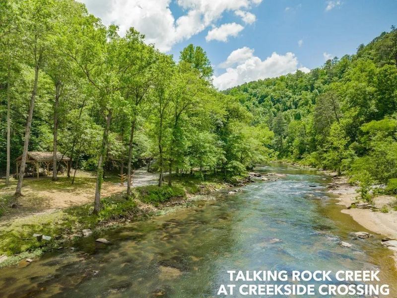 Natural landscape and outdoor views near in Talking Rock (Image 48). Natural landscape and outdoor views near in Talking Rock (Image 48).
