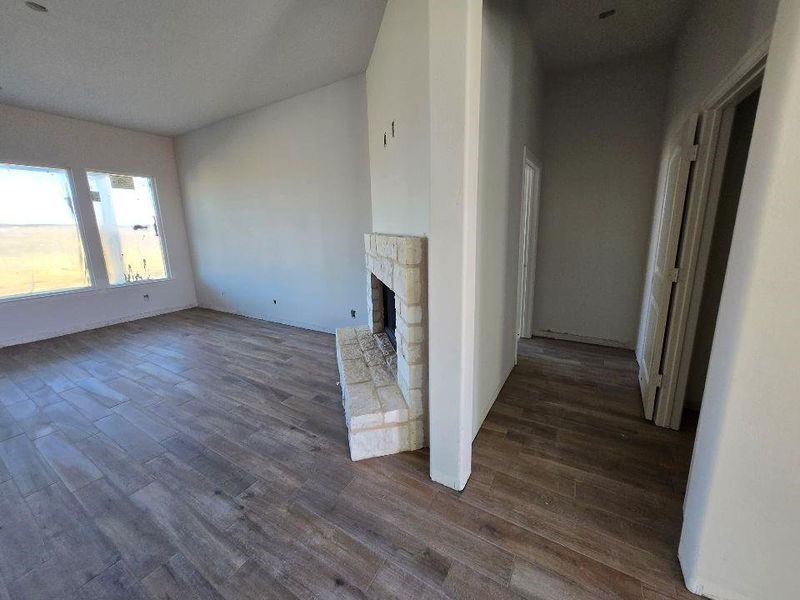 Image 16 of a home in Hillview Addition.