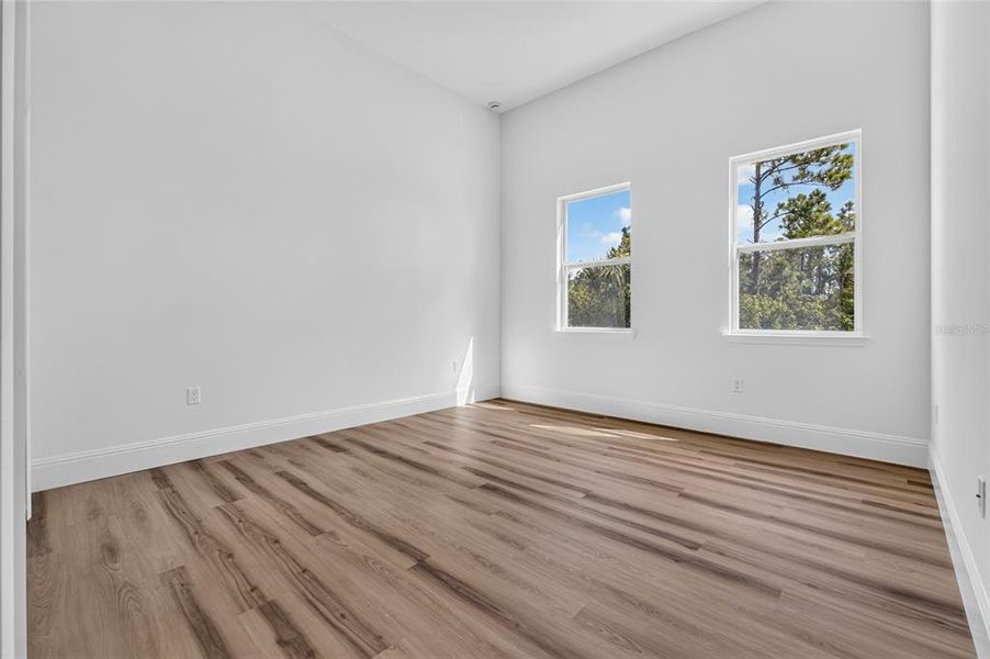 Spacious, unfurnished interior of a new home in , Port Charlotte (Image 49).