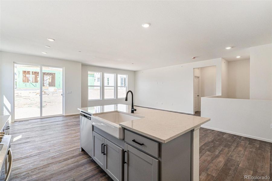 Furnished interior view inside a new home in Turnberry, Commerce City (Image 10).