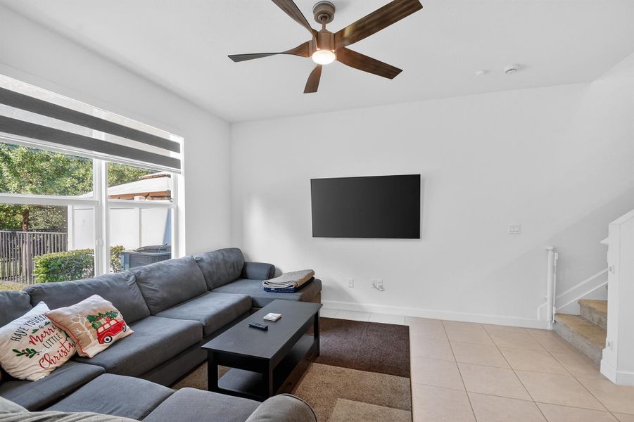 Furnished interior view inside a new home in , Lake Worth (Image 41).