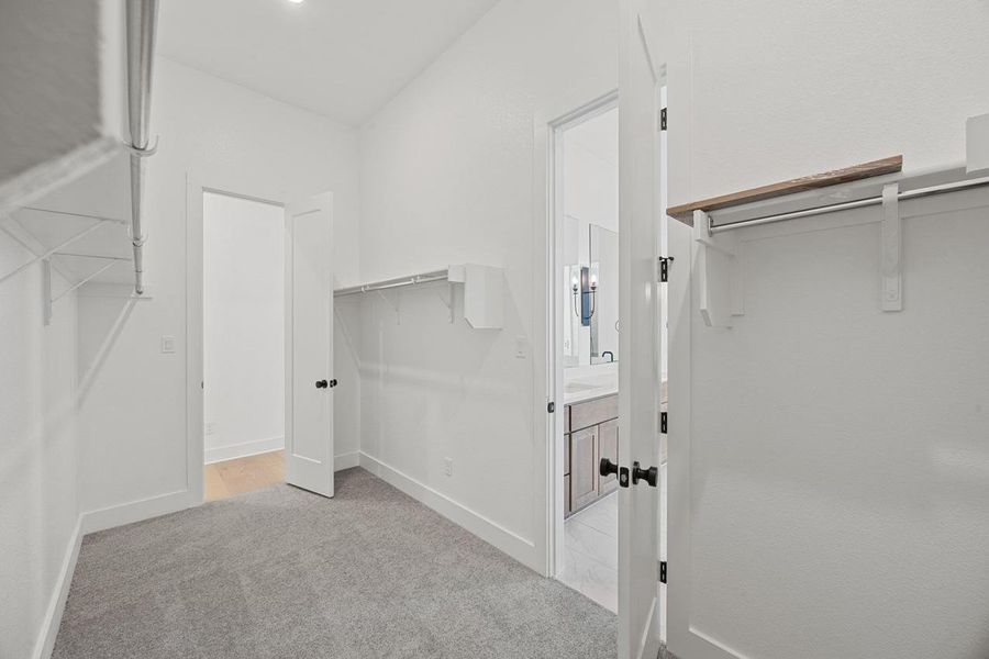 Spacious, unfurnished interior of a new home in Parkside On The River, Georgetown (Image 21).