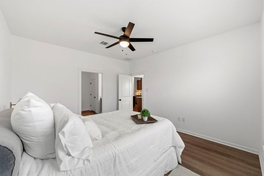 Furnished interior view inside a new home in Emberly, Beasley (Image 15).