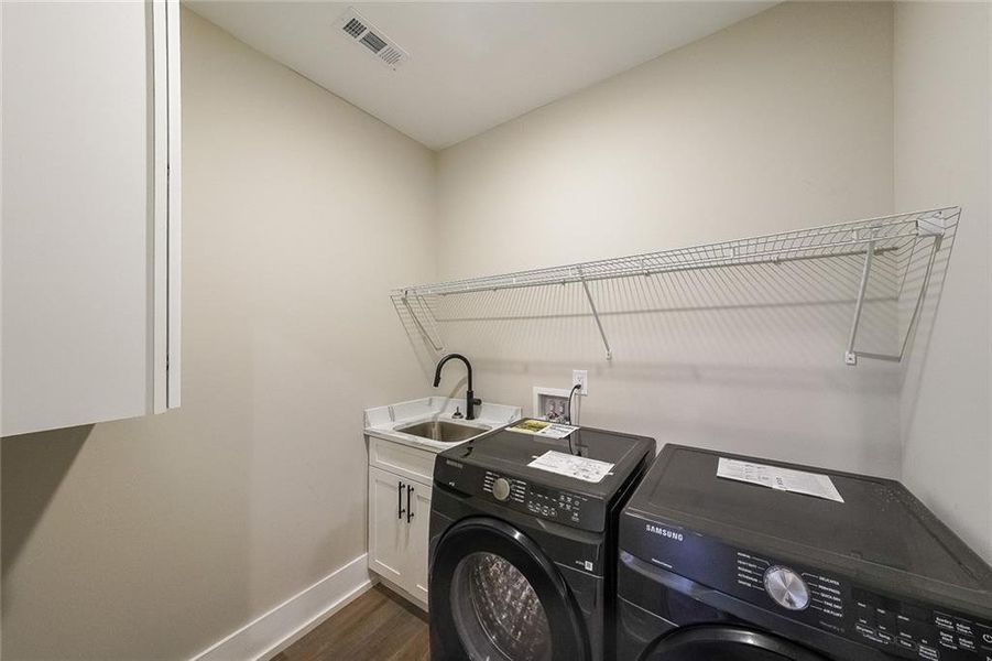 Image 23 of a home in . Image 23 of a home in .