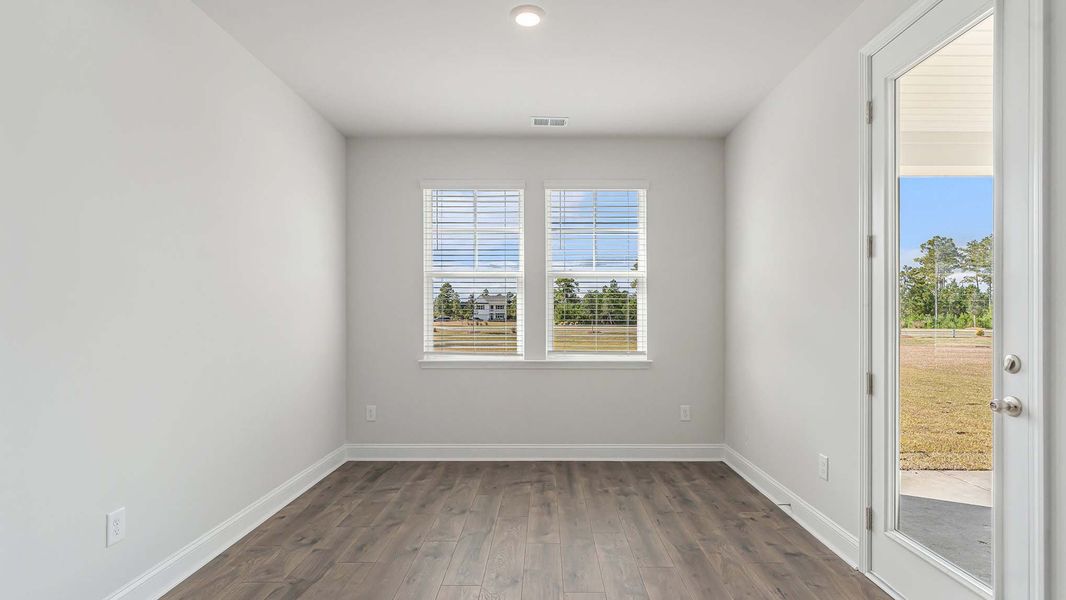Representative unfurnished interior of a home built from the Covington by D.R. Horton in Eden Springs, Longs (Image 15).