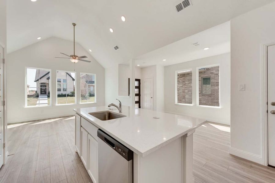Furnished interior view inside a new home in Elevon, Lavon (Image 9).