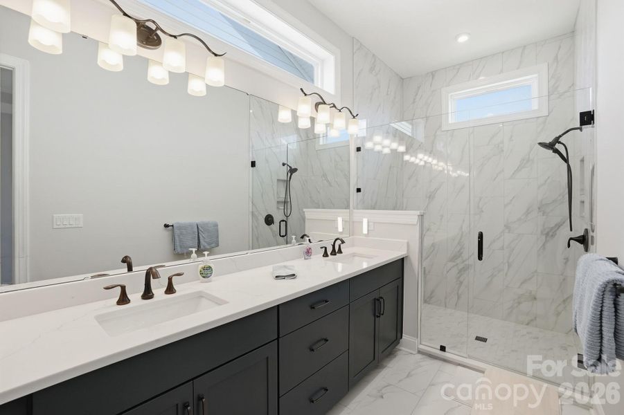 Primary ensuite bath