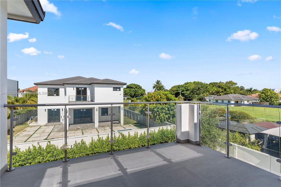 Front exterior of a new home in , Miami, FL, highlighting curb appeal (Image 1).