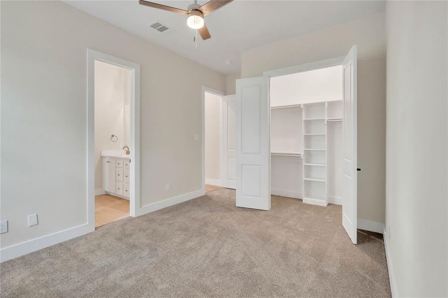 Spacious, unfurnished interior of a new home in , Springtown (Image 33).