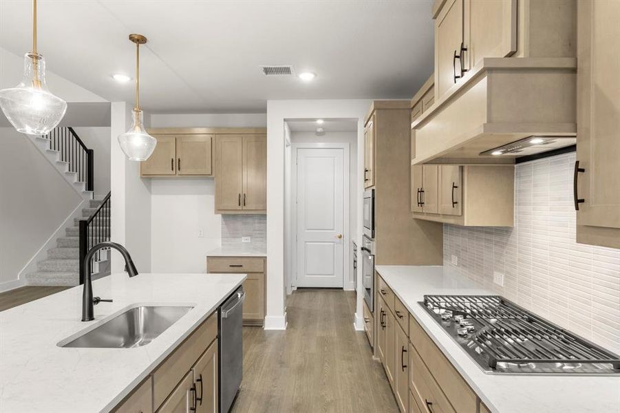 08. 2506 Lindberg - Kitchen (3)