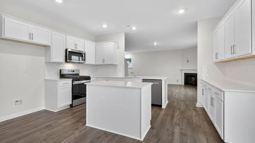 Furnished interior view inside a new home in Galvins Ridge, Sanford (Image 4).