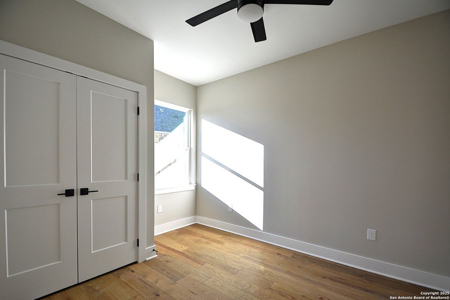 Spacious, unfurnished interior of a new home in , Kerrville (Image 33).