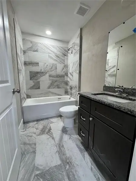 Furnished interior view inside a new home in , Trenton (Image 11).