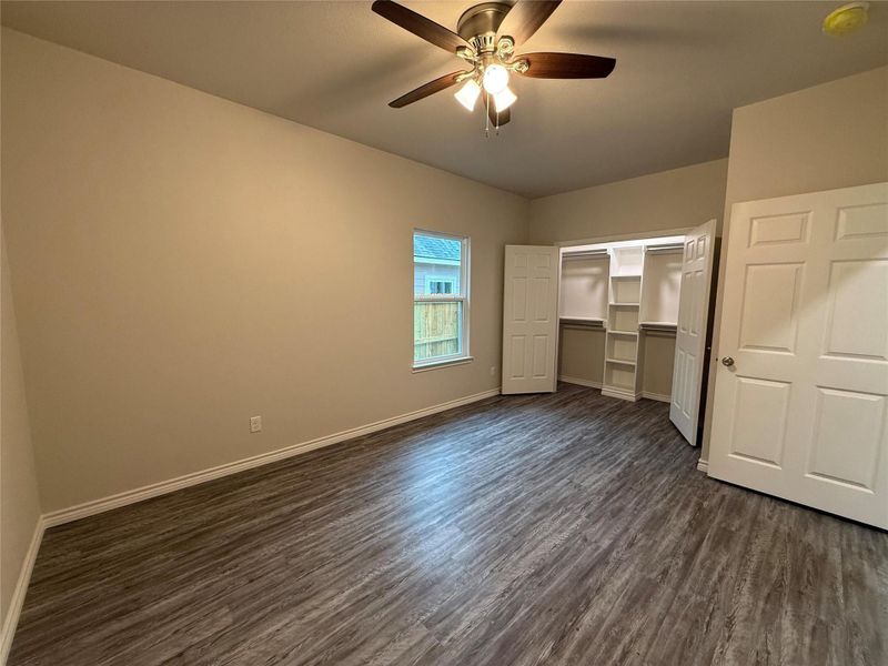 Spacious, unfurnished interior of a new home in , Longview (Image 7).