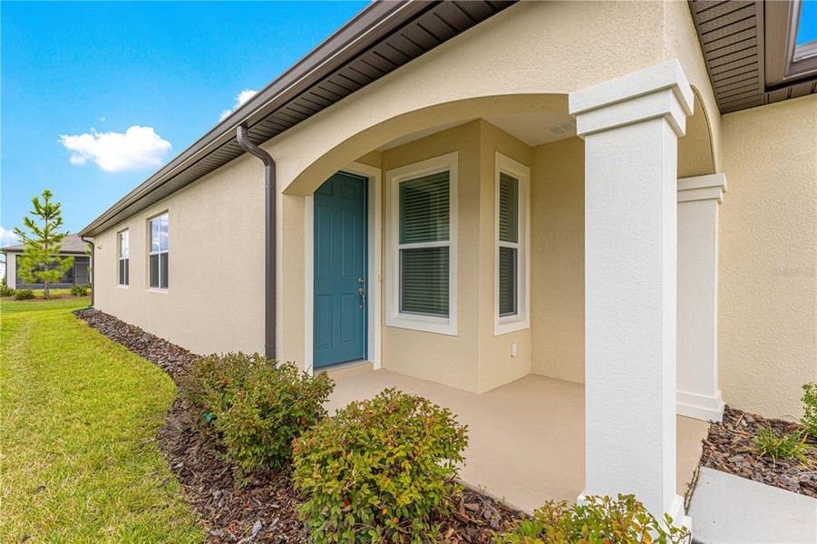 Exterior details and patio area of a home in , Ocala (Image 23).