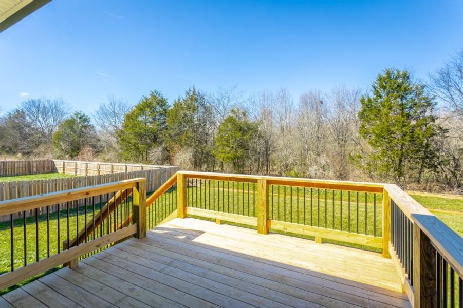 Representative exterior details of a home built from the Autumnbrook A by Riverstone Construction, LLC in Faith View, Ooltewah (Image 36).