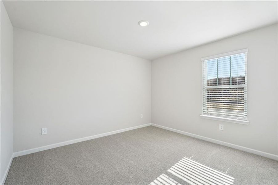 Spacious, unfurnished interior of a new home in Ivey Township, Dallas (Image 42).