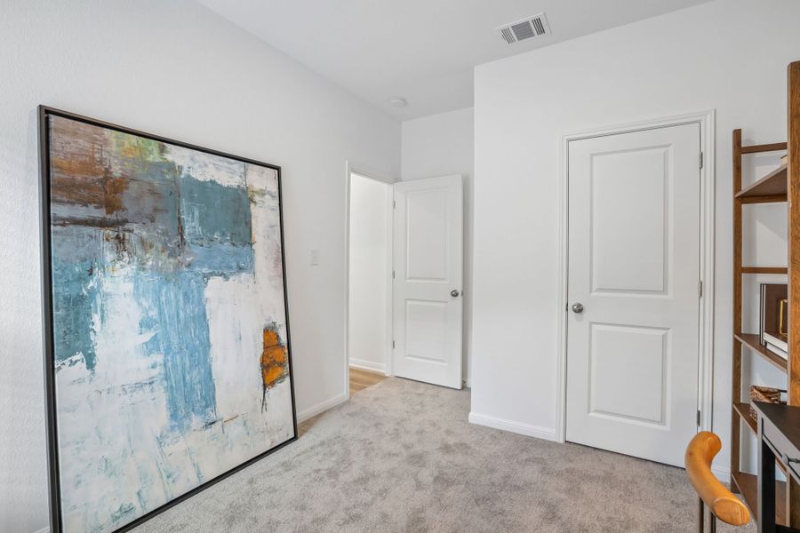 Spacious, unfurnished interior of a new home in Lisso, Pflugerville (Image 39).