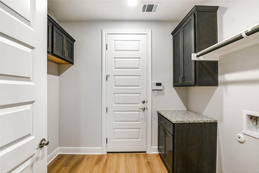 Furnished interior view inside a new home in , Burnet (Image 7).