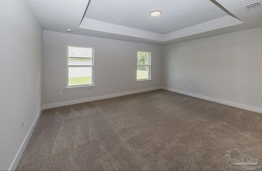 Spacious, unfurnished interior of a new home in Hidden Pines, Milton (Image 14).