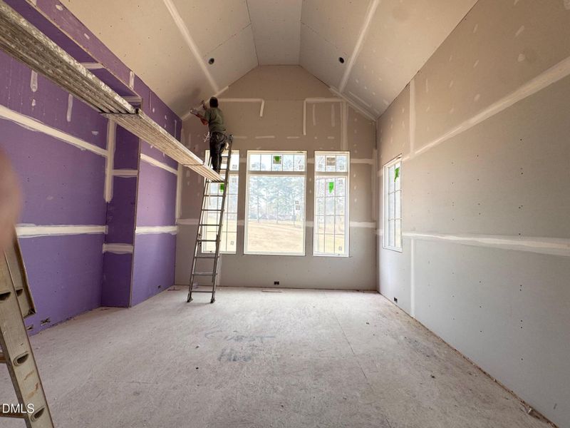 Main floor guest room