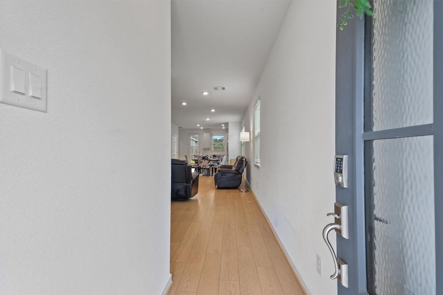 Image 24 of a home in Mason Woods 40s. Image 24 of a home in Mason Woods 40s.