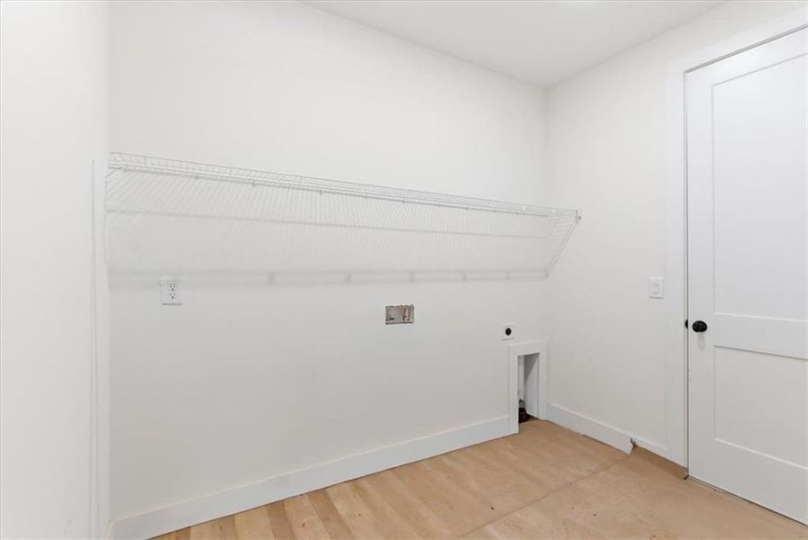 Spacious, unfurnished interior of a new home in , Cartersville (Image 15).