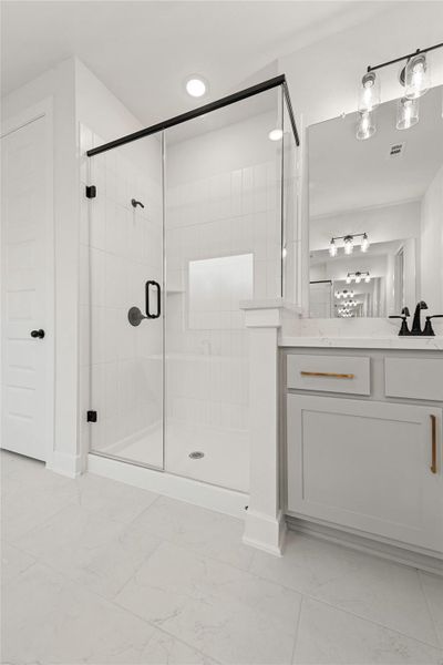 Furnished interior view inside a new home in Kresston - 40', Montgomery (Image 6).