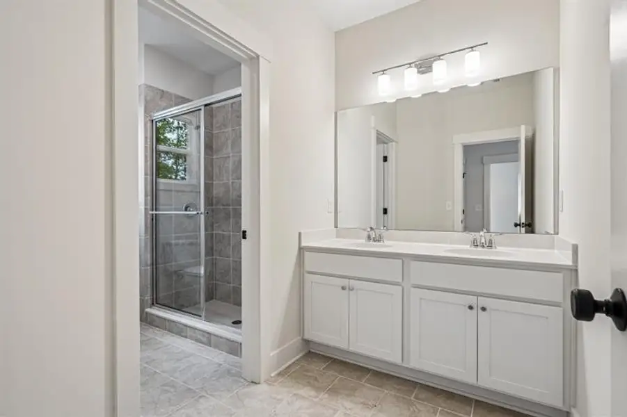 Furnished interior view inside a new home in Arden on Lanier, Cumming (Image 11).