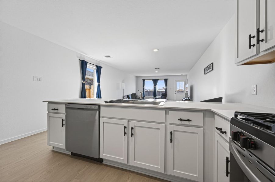 Furnished interior view inside a new home in The Grand Prairie, Hockley (Image 37).