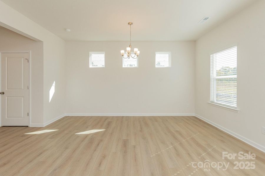 Suwanee Dining Area Suwanee Dining Area